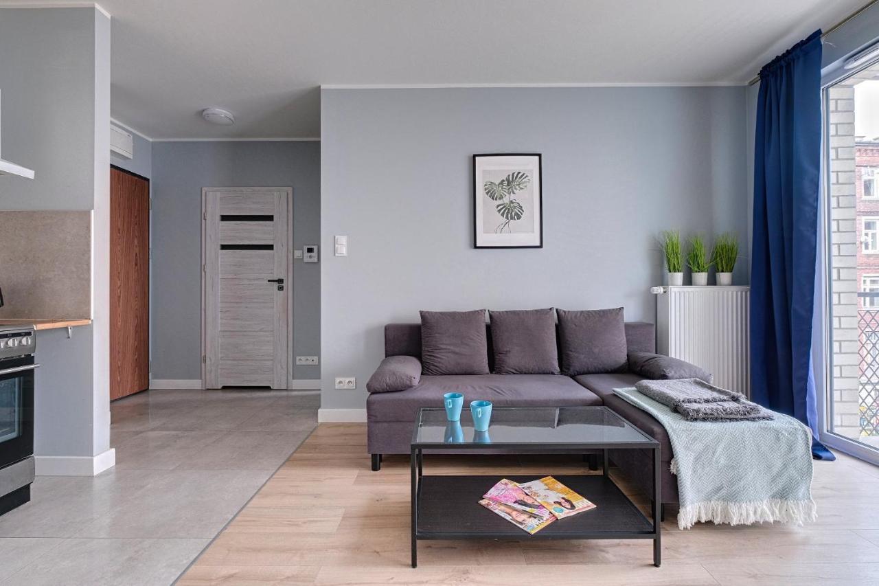 2Br Apt Strzelecka 24 With Balcony Leilighet Warszawa Eksteriør bilde