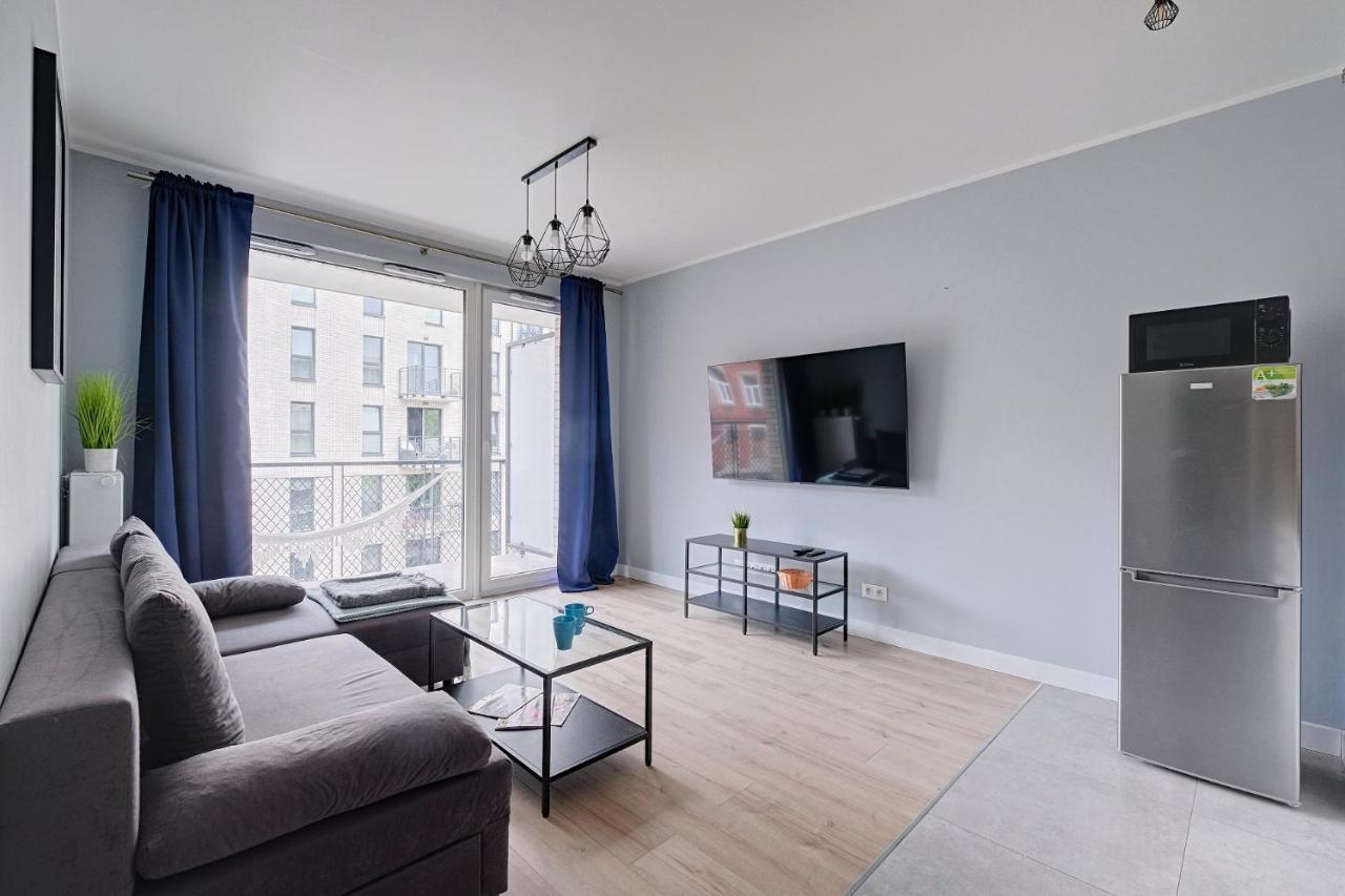 2Br Apt Strzelecka 24 With Balcony Leilighet Warszawa Eksteriør bilde